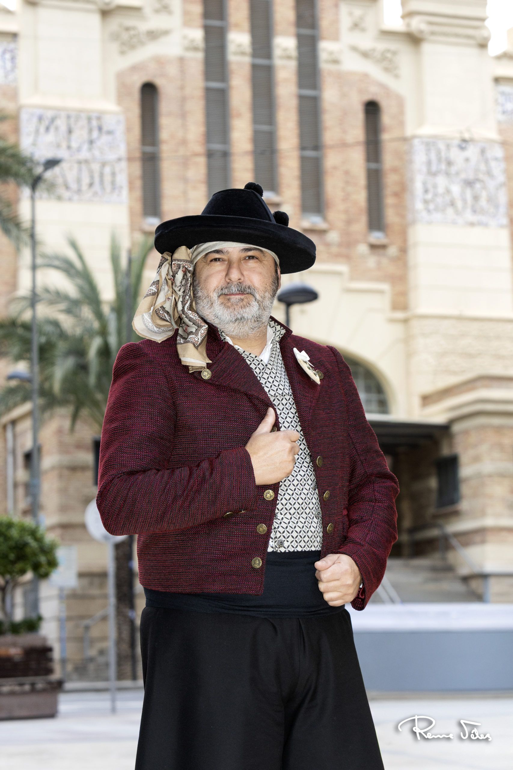els qui som càrrecs president *foguera mercat central